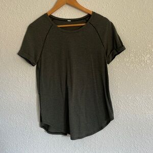Lululemon Tie Back Tee Size 4 Olive Green